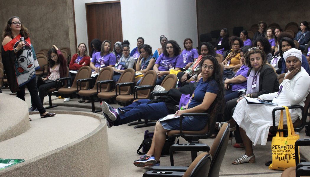 ‘Combate à violência contra as mulheres’ é tema do 3º encontro de formação de Promotoras Populares